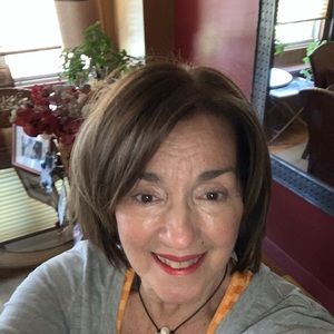 Meet your Posher, Michele